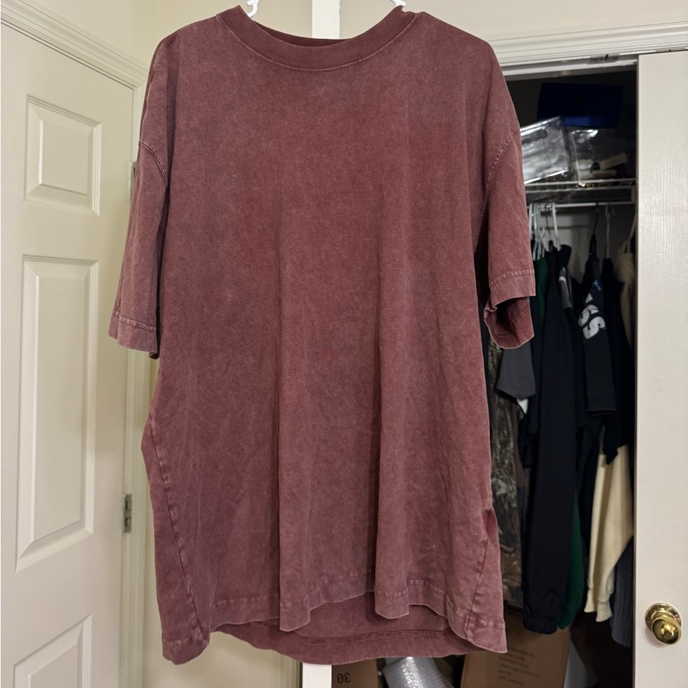 Hollister Men’s Washed Mauve Short-Sleeve Tee